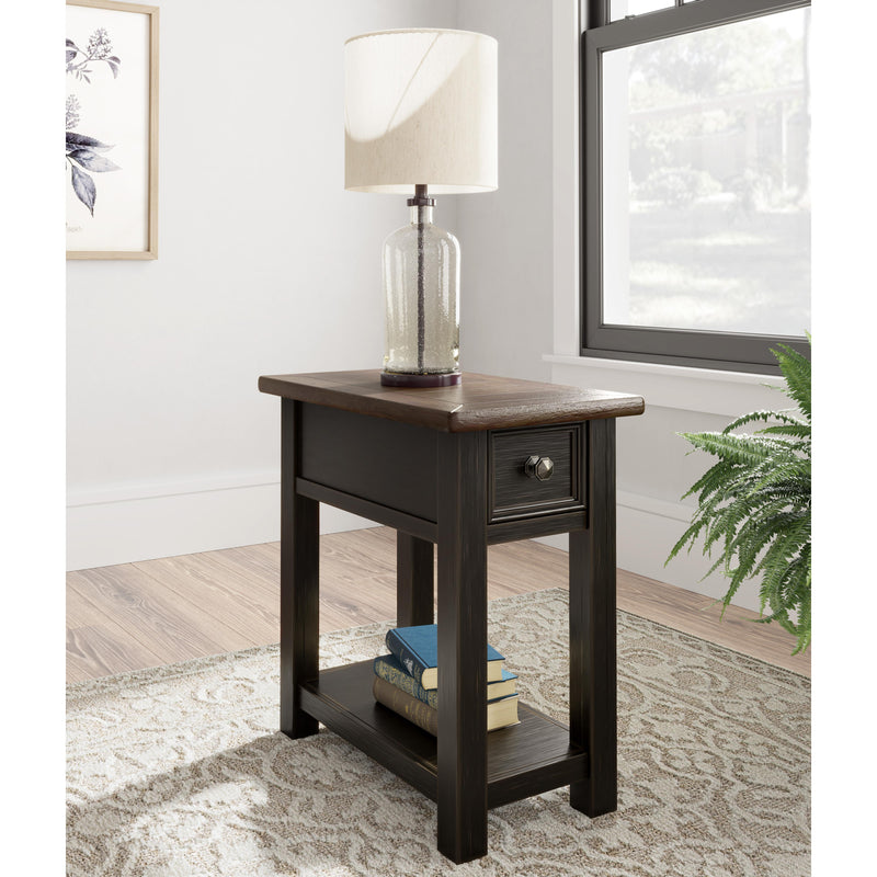 Signature Design by Ashley Tyler Creek End Table T736-107 IMAGE 8