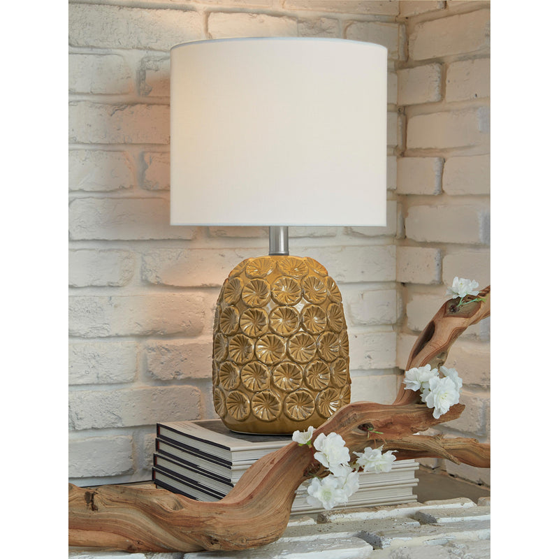 Signature Design by Ashley Moorbank Table Lamp L180084 IMAGE 3